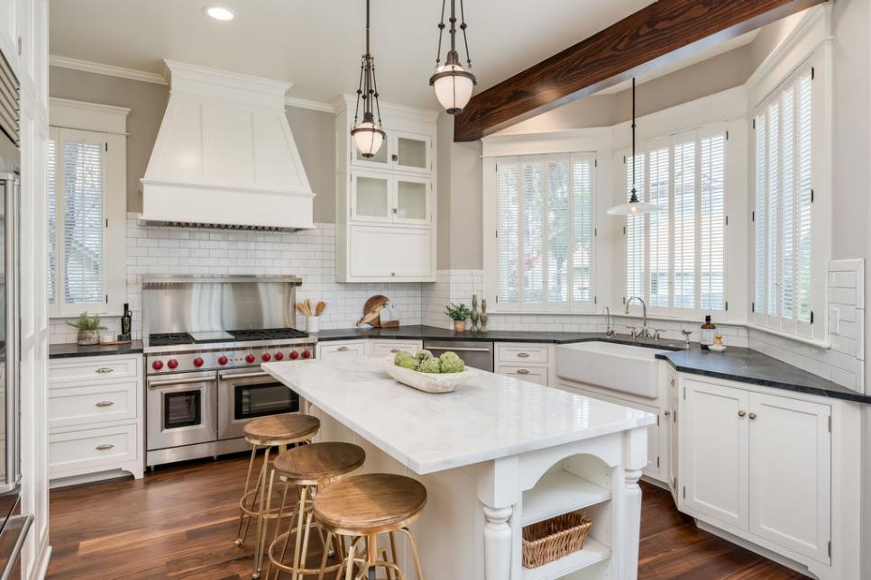 Traditional White Kitchen Features A, Large White Kitchen Island