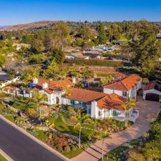 Bella Vista Estate Enjoys California Style Architecture