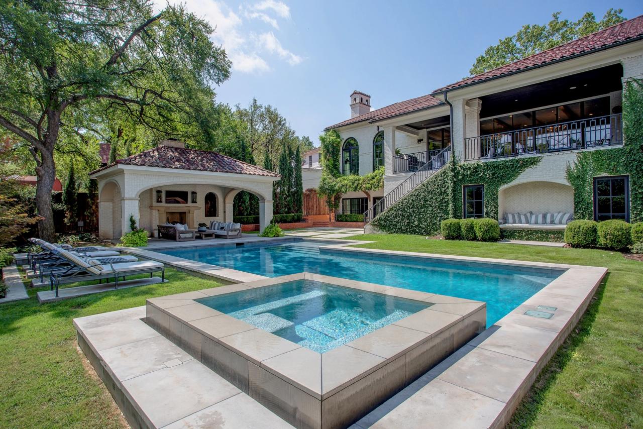 HGTV's 'Best. Pool. Ever.' features Las Vegas backyard oasis — VIDEO, Real  Estate Millions