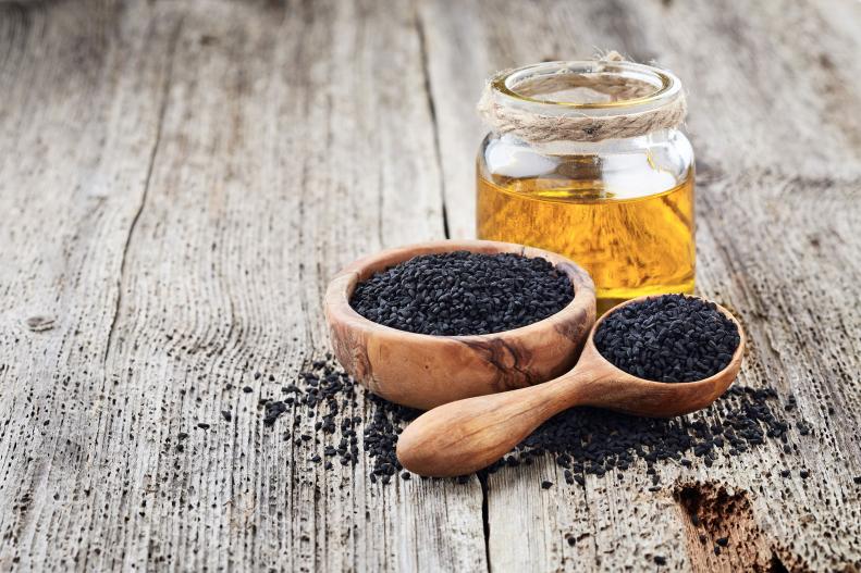 Black seed oil and seeds from the nigella sativa plant