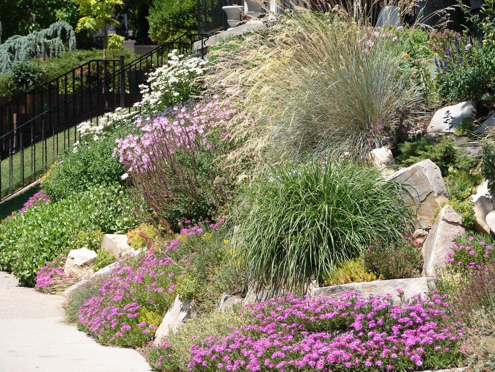 The Benefits of Landscaping With Rock