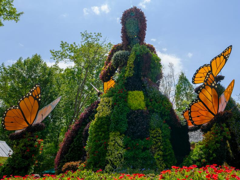 This sculpture of Dolly's mother sewing her famous coat of many colors was designed especially for Dollywood. “Coat of Many Colors” is a song written and released by Dolly in 1971. It is based on a true story of how Dolly’s mother made her a patchwork coat of rags. While Mama Parton sewed the coat, she told Dolly the biblical story of "Joseph and the Coat of Many Colors". Dolly was so proud of the coat, but when she got to school, the other children made fun of her for being poor and wearing a coat made of rags. However, Dolly soon realized that she was rich in so many other ways. The story of Dolly’s coat was also made into a play, a children’s book and a movie.