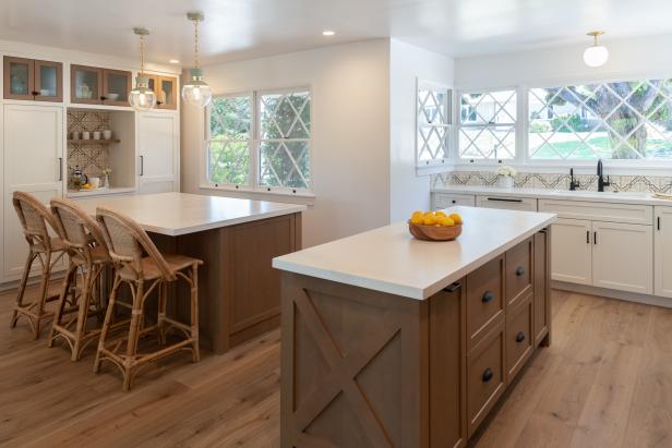 Kitchen Island With Paneled Windows 