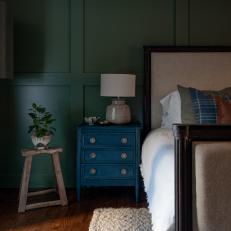 Mid-Century Modern Daring Green Bedroom With Rustic Blue Side Table 