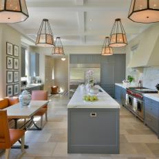 Contemporary Eat-In Kitchen