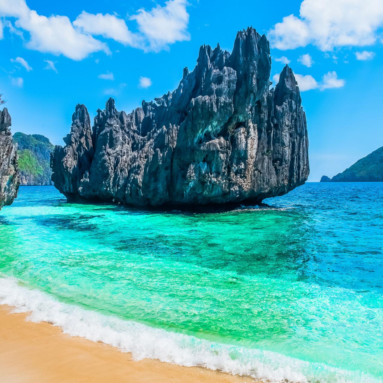 10 Places with the Clearest Waters - Places To See In Your Lifetime