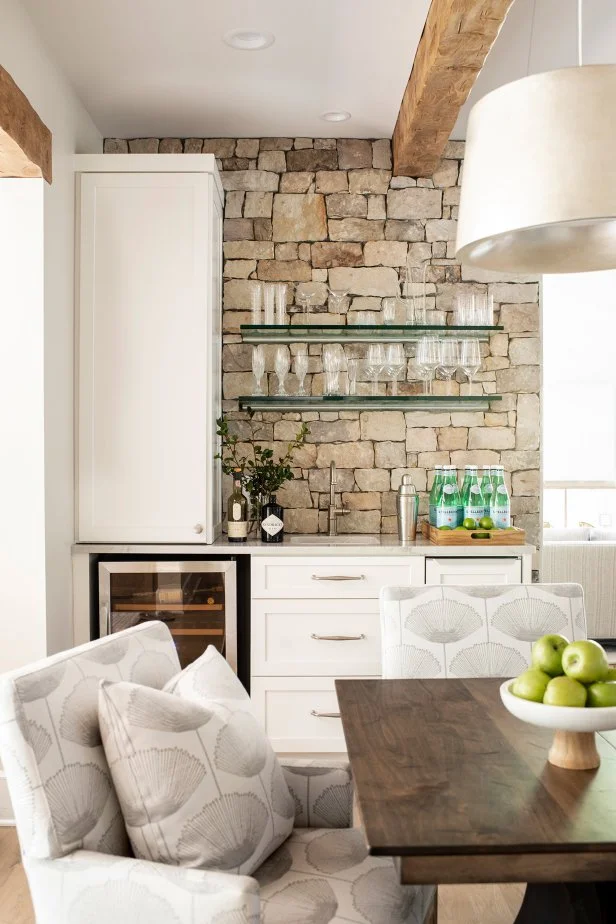 Can You Put a Floating Shelf in Your Living Room? Stylish Ideas!