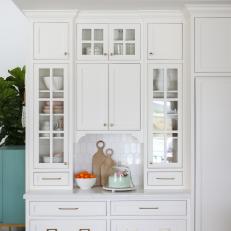 White Kitchen Cabinets With Cake Stand