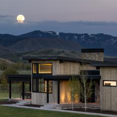 Contemporary Home Sits in Front of Expansive Mountain Range