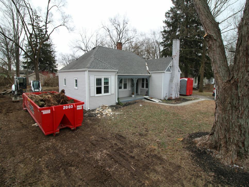 Front Yard from HGTV Urban Oasis 2021