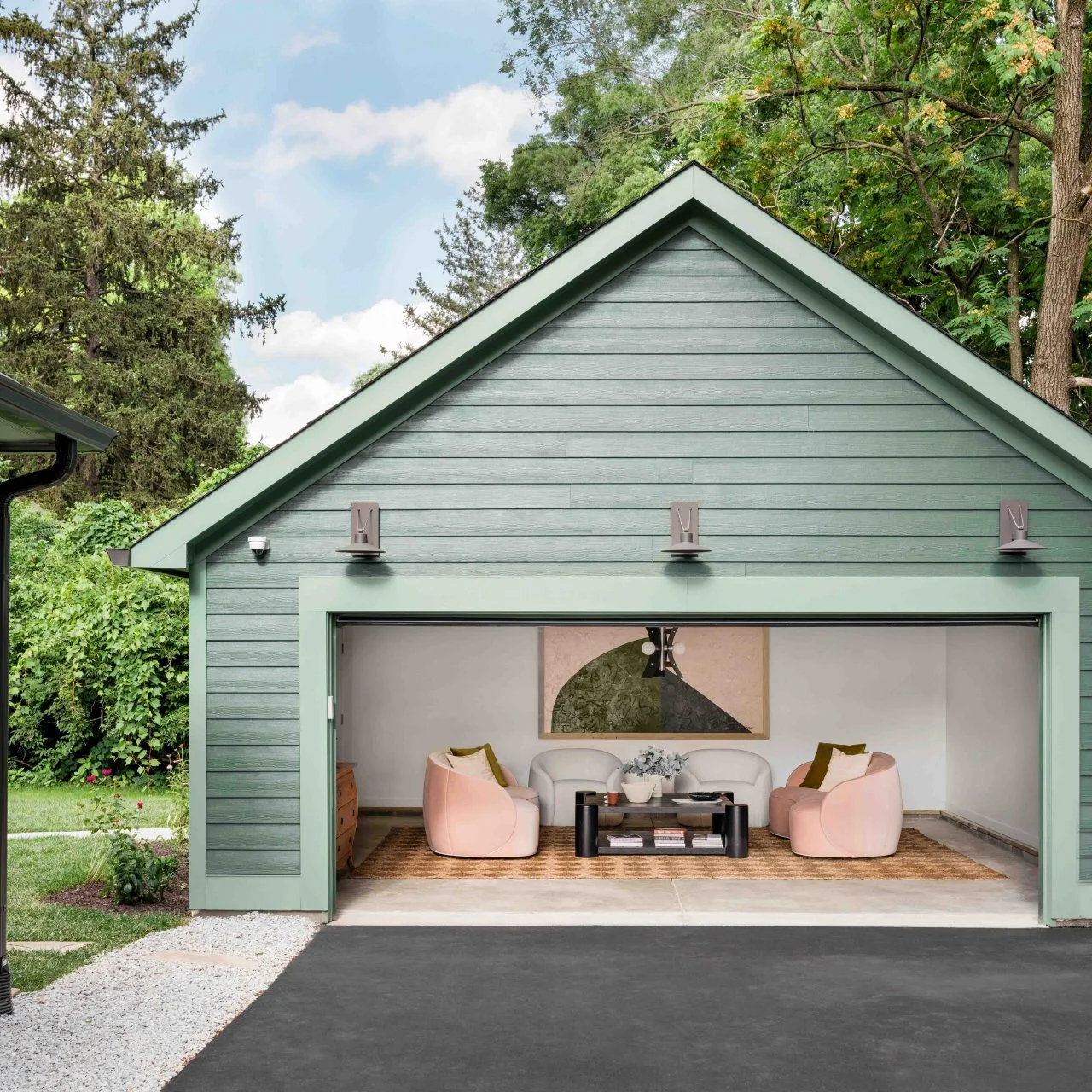 Garage Pictures From HGTV Urban Oasis 2021 | HGTV
