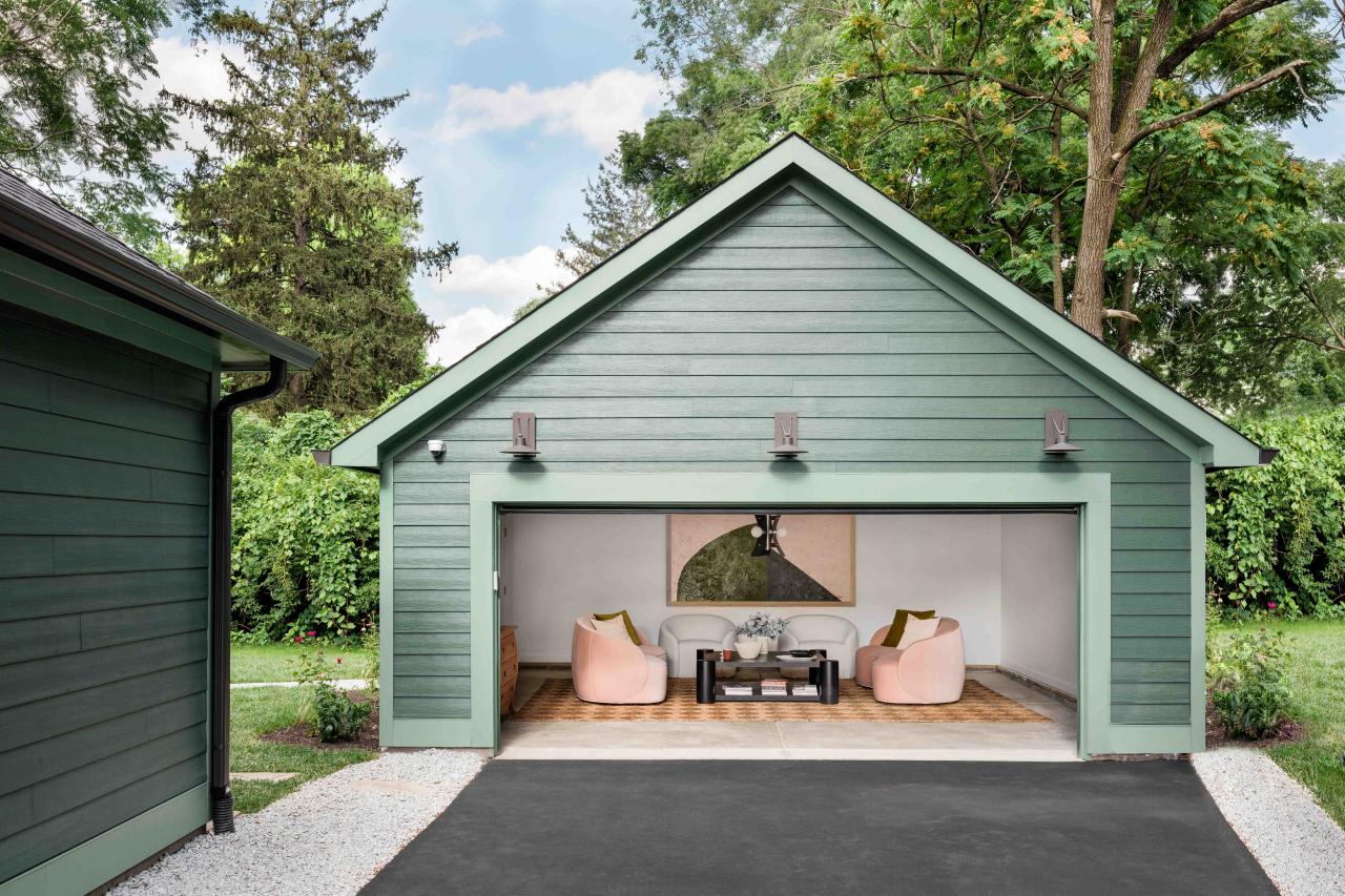 Garage Pictures From HGTV Urban Oasis 2021 | HGTV Urban Oasis Giveaway 2020  | HGTV