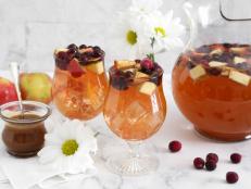 Refreshing and oh-so-tasty, this fall sangria cocktail is perfect for sweater weather. The sweet-meets-tart caramel apple flavor develops as it chills, recreating the nostalgic taste of a classic seasonal treat.