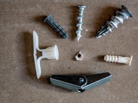 How to Use Drywall Anchors, Molly Bolts and Toggle Bolts