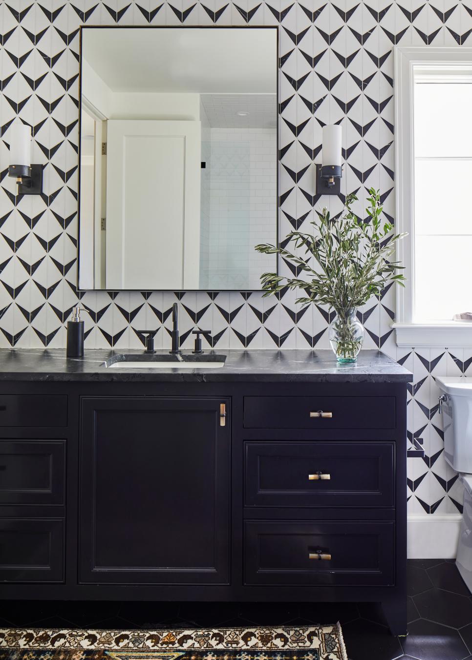 Smart Tile Placement Makes This Backsplash Look Almost Like Wallpaper ...