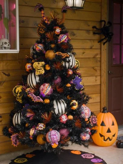 Halloween tree ornaments discount