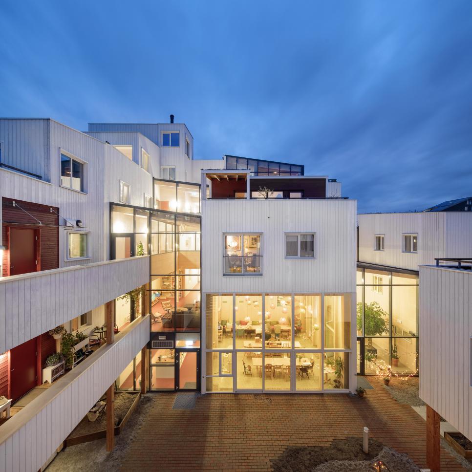 Cohousing and Co-Living Communities are the Ultimate Solution for a Number of Social Problems