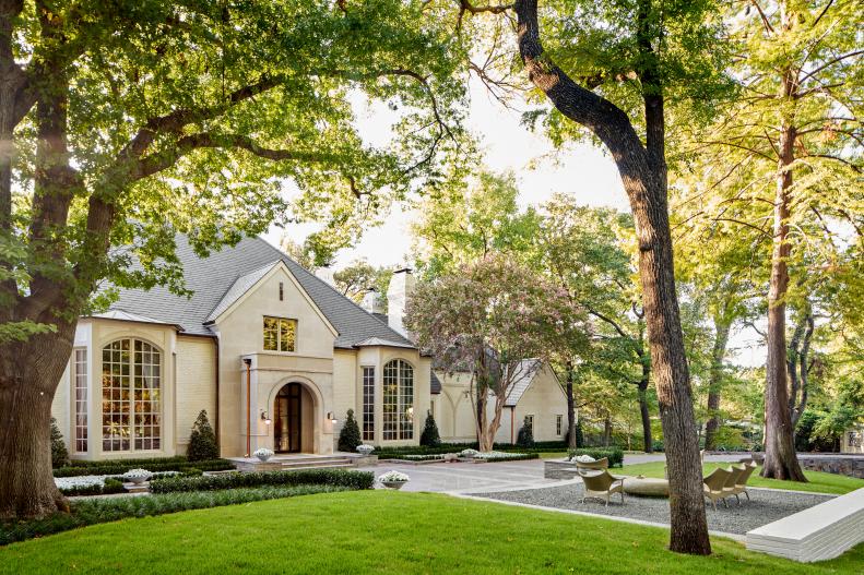 Landscape architect Harold Leidner created the landscaping for this lovely home, emphasizing natural design.