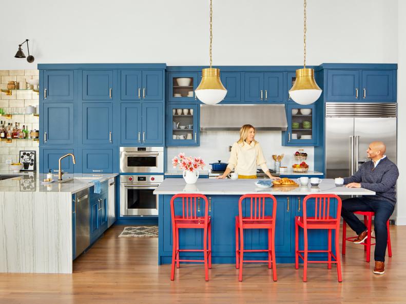 Colorful Open-Concept Kitchen