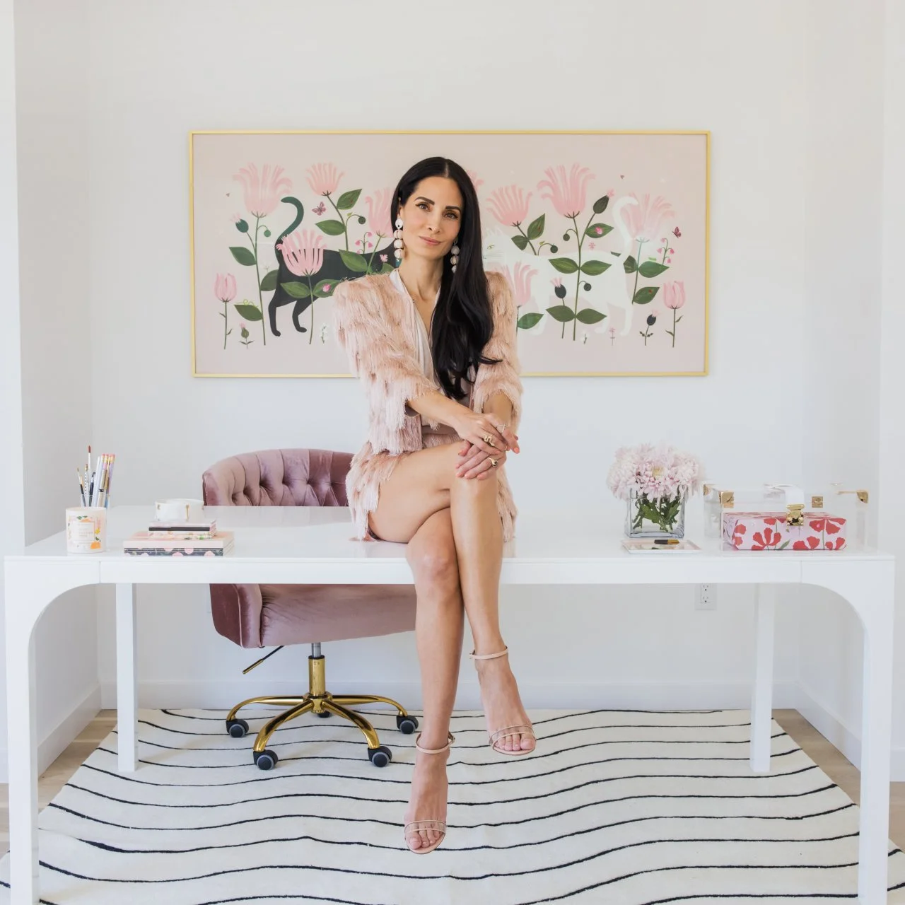 Girl w/ Knife Founder Elicia Castaldi Transforms a Bel Air Mansion | HGTV