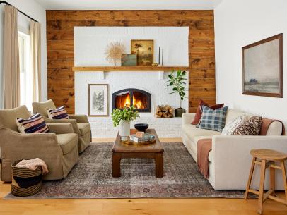 This Cabin Featured in HGTV Magazine Couldn't Be Cozier