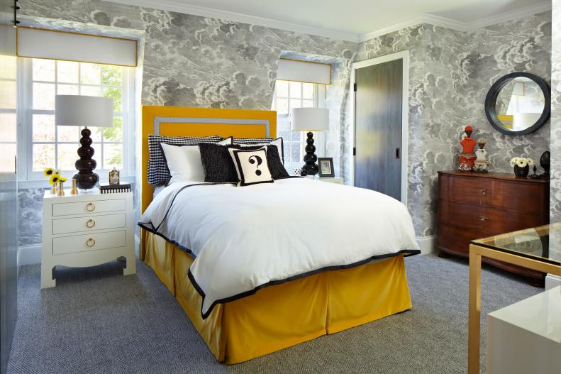 This teen bedroom is decorated in yellow and gray.