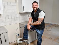 On HGTV's Rico to the Rescue, builder Rico León helps homeowners get out of sticky situations and into their dream homes. Here's everything you need to know about him.