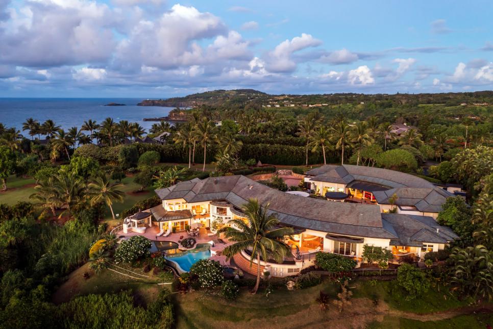 Exclusive Hawaiian Residence With Panoramic Views