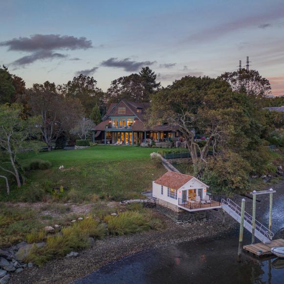 Waterside Homes 2022 HGTV