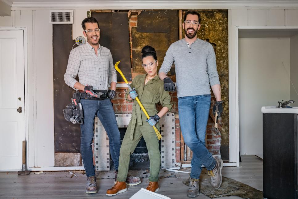 Ali and the Property Brothers Tackle a Huge Indoor-Outdoor Remodel