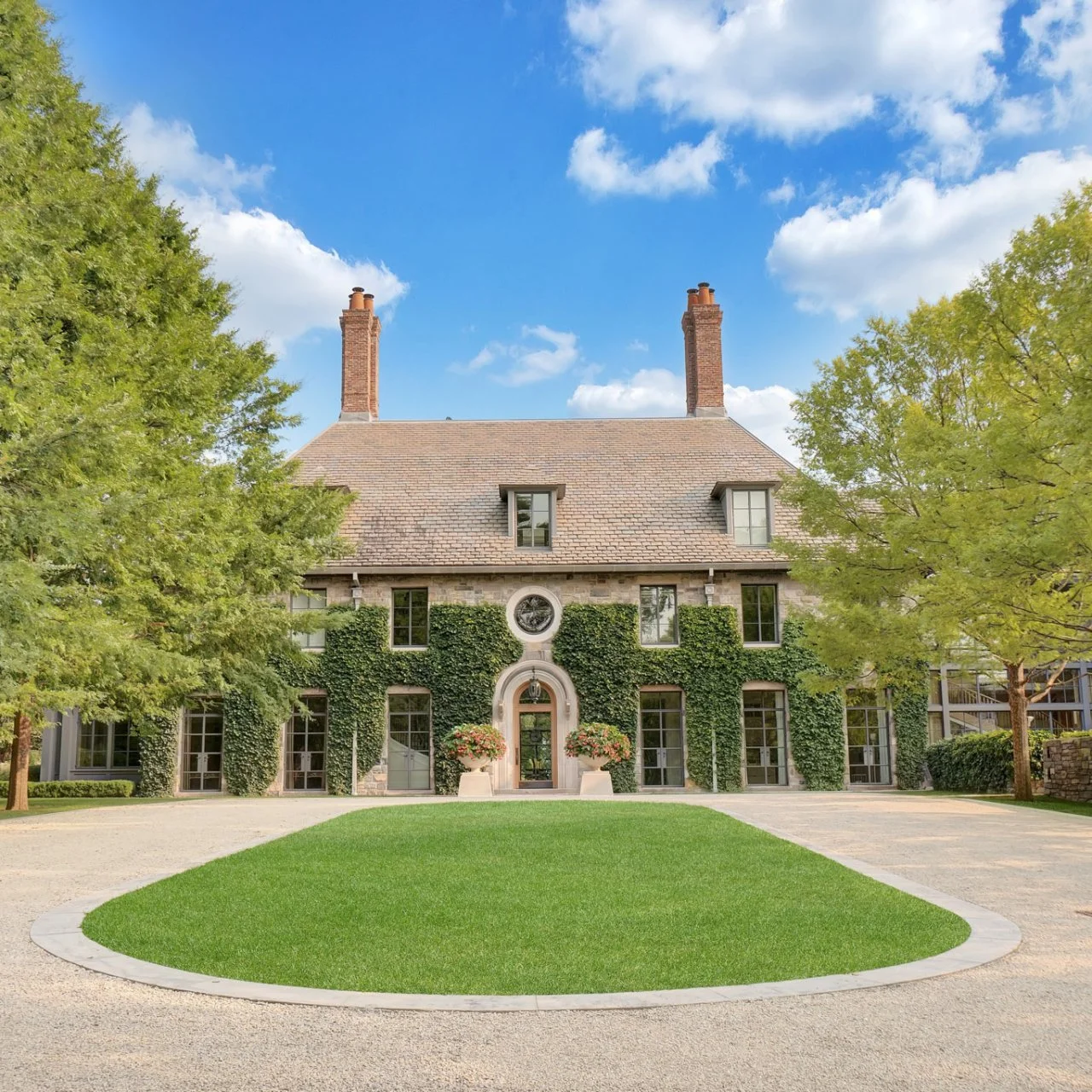 33 Luxury Mansion Design Ideas for Ultimate Grandeur (2025), image size:1280x1280