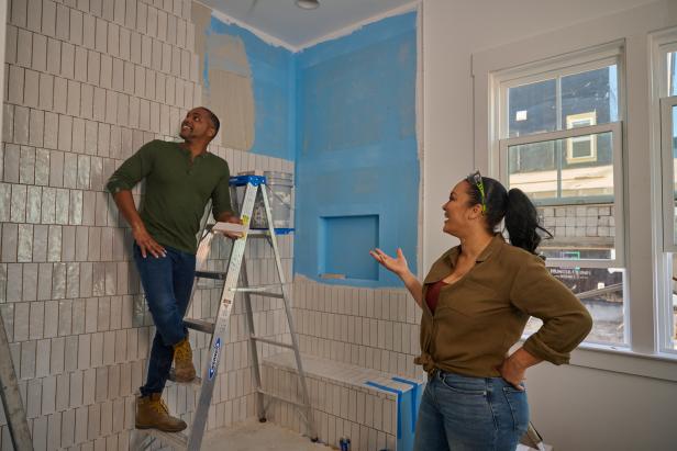As seen on HGTV’s Rock the Block, team Egypt and Mike will transform this main bedroom and bathroom, giving it a Coastal Carolina feel.