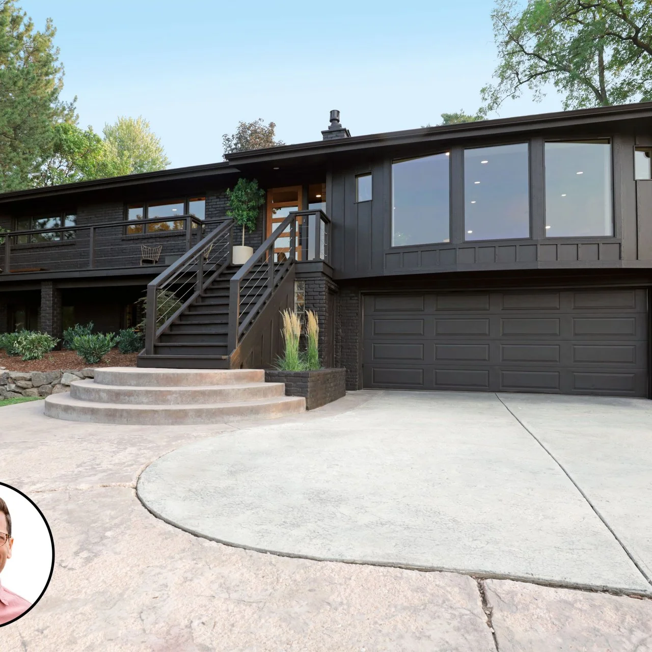 Blackish House sideA、sideB Here's the black house neighborhood : r/wichita