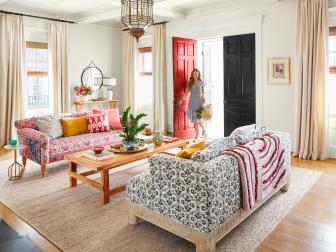 Multicolor Patterned Sofas in a Transitional Living Room