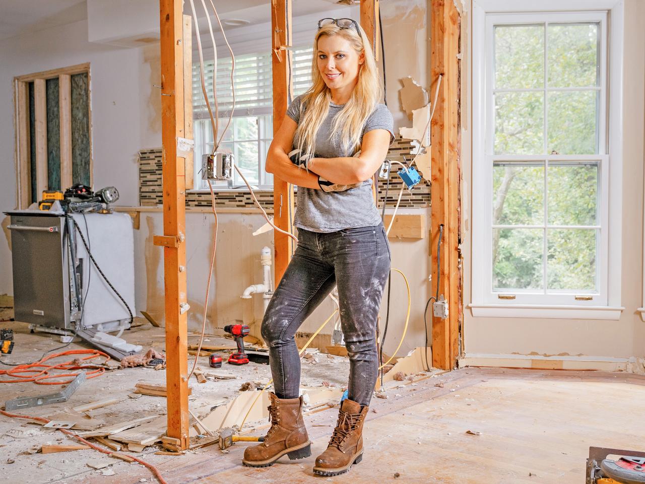Automative Guru Cristy Lee Stars in HGTV's New Home Renovation Show 'Steal  This House' | Steal This House | HGTV