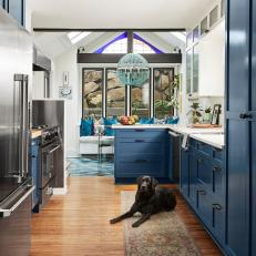 Transitional Kitchen and Breakfast Nook