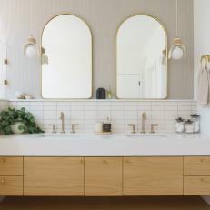Bright and Contemporary Scandinavian Bathroom