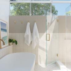Contemporary Scandinavian Bathroom With Modern Tub