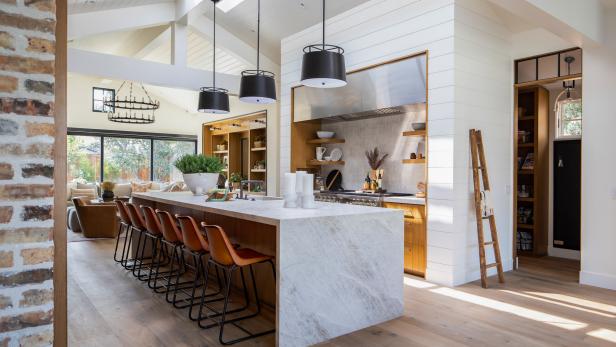 Rustic Meets Contemporary Eat-In Kitchen
