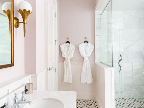 Recreate Your Favorite Hotel Bathroom With These Luxe (But Affordable) Towels and Bath Linens