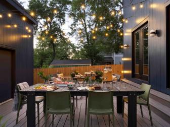 The back deck space connects the area between the home and the detached garage. Nashville traditionally has long, narrow city lots and so the addition of the detached garage makes the most of this specific space.