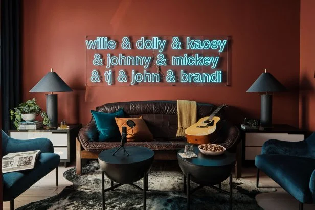 Den Pictures From HGTV Urban Oasis 2022 | HGTV