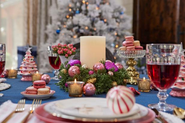 Got a past-its-prime Bundt or tube cake pan taking up space in your cabinet? In just a few steps, you can upcycle it into a cheery Christmas centerpiece to brighten up your holiday table all season long.