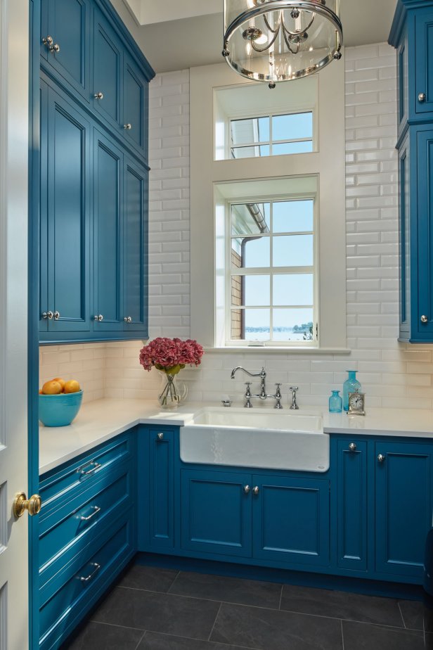 Blue and White Coastal Kitchen