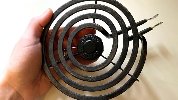 How to Clean an Electric Coil Stovetop