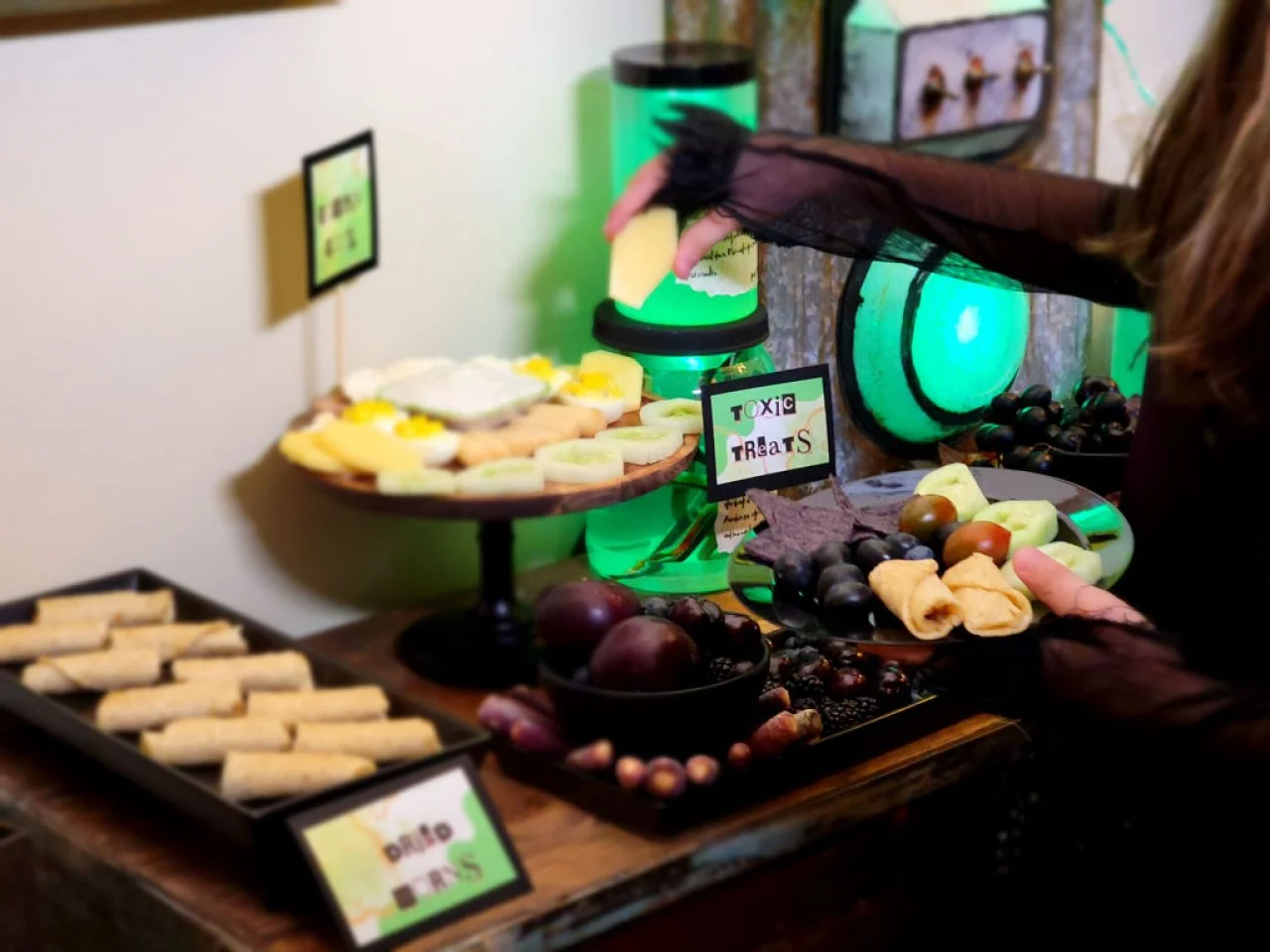 Tween and Teen Halloween Party Ideas | HGTV