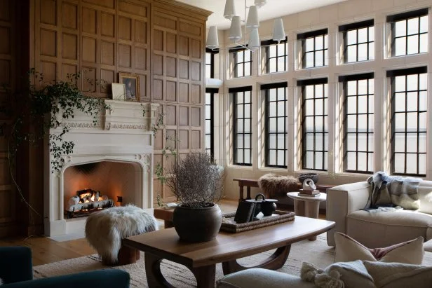 How to Decorate a Very Large Living Room: Stunning Design Tips