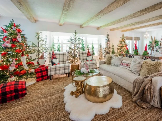 Christmas Living Room Accent Styling: Festive Tips to Wow Guests