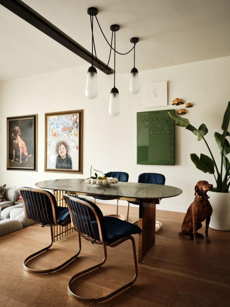 A photo of a cozy and contemporary dining area.