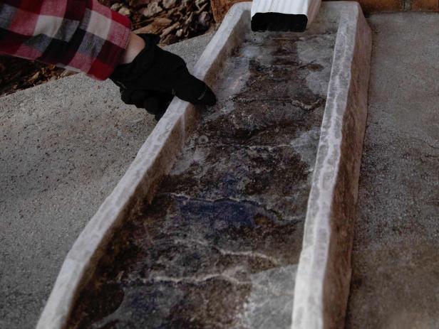 DIY Gutter Cleaning: Easy Steps to Clean Gutters | HGTV